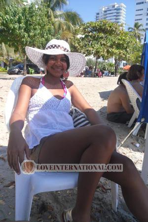 153067 - Karen Age: 42 - Colombia