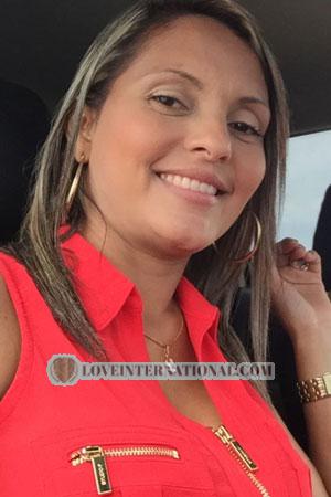 178907 - Sandra Age: 49 - Colombia