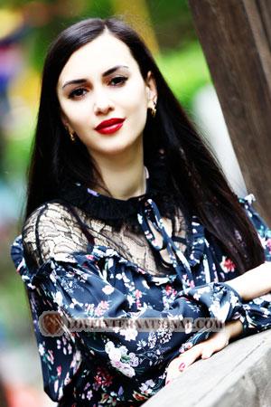 180392 - Uliana Age: 33 - Ukraine