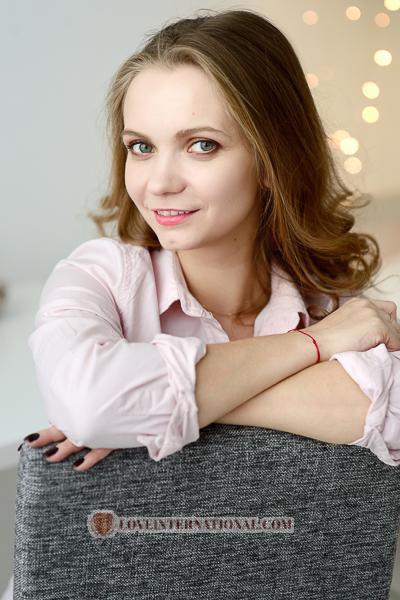 184386 - Aleksandra Age: 35 - Russia