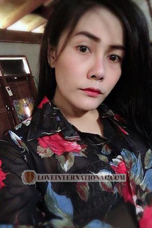 190890 - Wanatchaya Age: 38 - Thailand