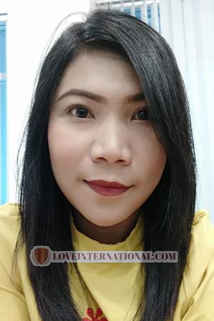 197429 - Naiyanet (Pui) Age: 39 - Thailand