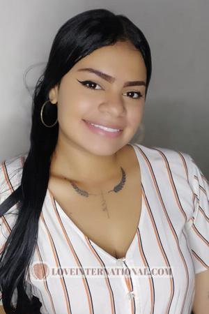 204016 - Lina Age: 24 - Colombia