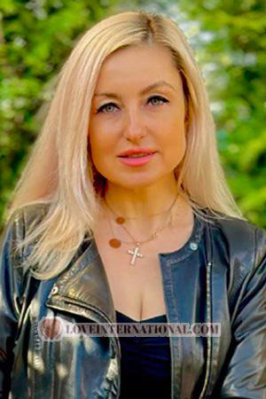 215007 - Lesya Age: 44 - Ukraine