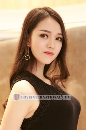 216174 - Clara Age: 28 - China