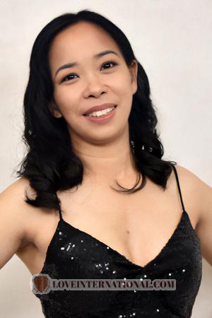 216280 - Marylou (Malou) Age: 42 - Philippines