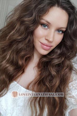 216755 - Alina Age: 23 - Ukraine