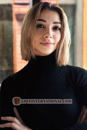 216951 - Olena Age: 28 - Ukraine