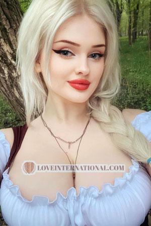 219382 - Oksana Age: 20 - Ukraine