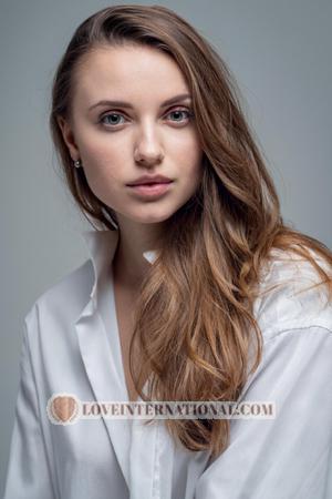 220663 - Tetiana Age: 29 - Ukraine