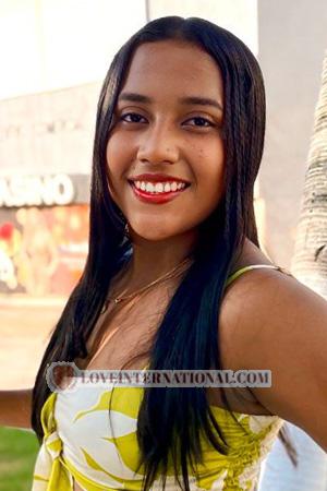 221702 - Dayana Age: 24 - Colombia